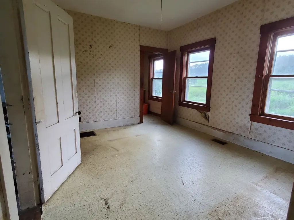 128 Valley View Road Waterford VT 05819