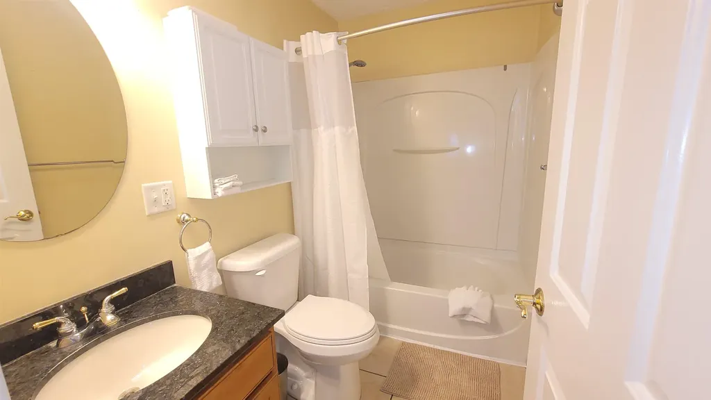 89 Ashworth Avenue Hampton NH 03842