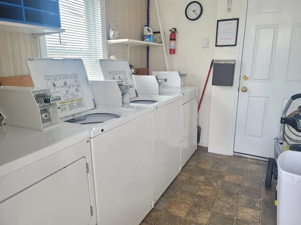 89 Ashworth Avenue Hampton NH 03842