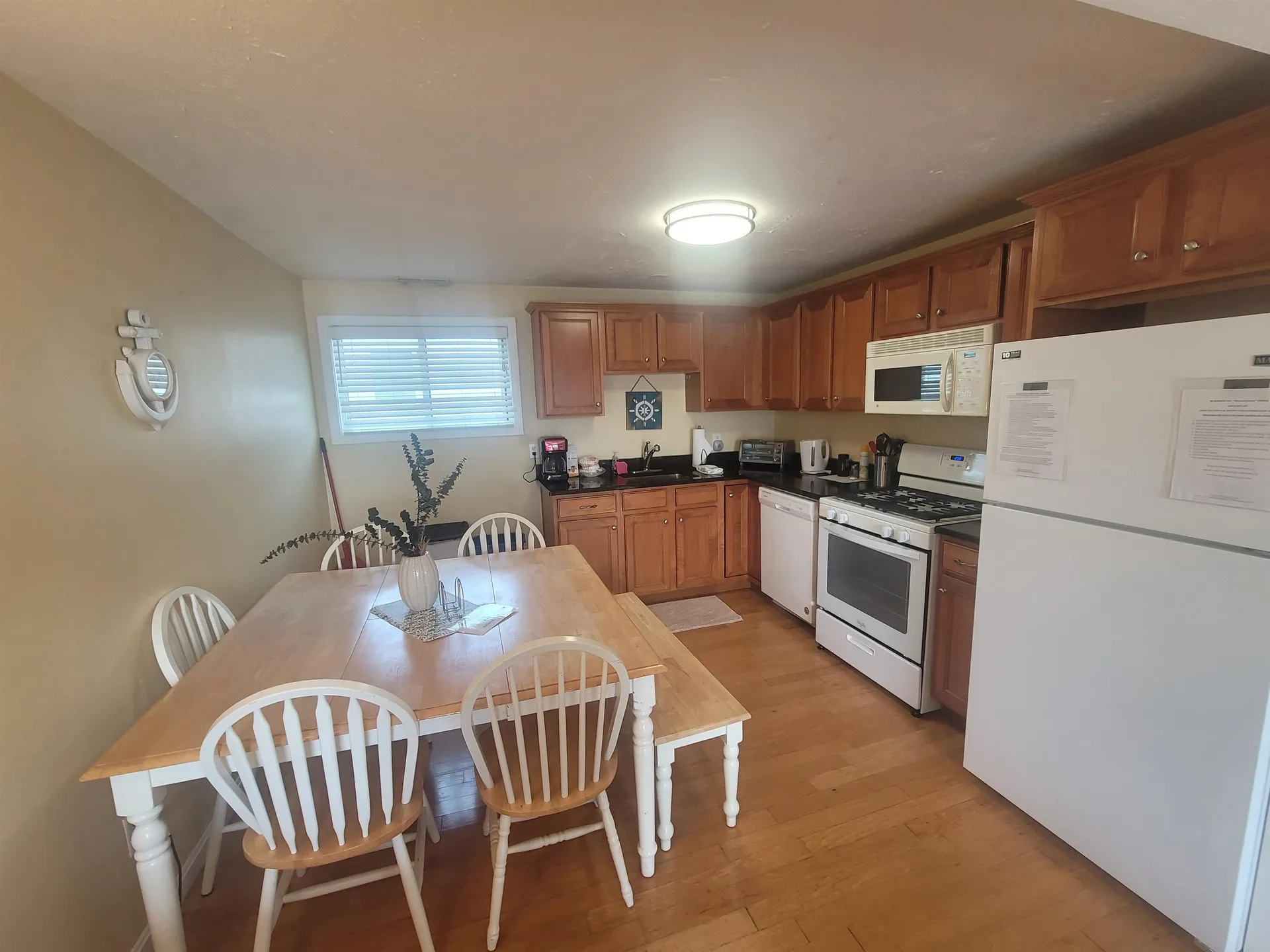 89 Ashworth Avenue Hampton NH 03842