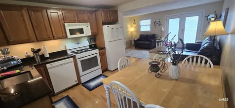 89 Ashworth Avenue Hampton NH 03842