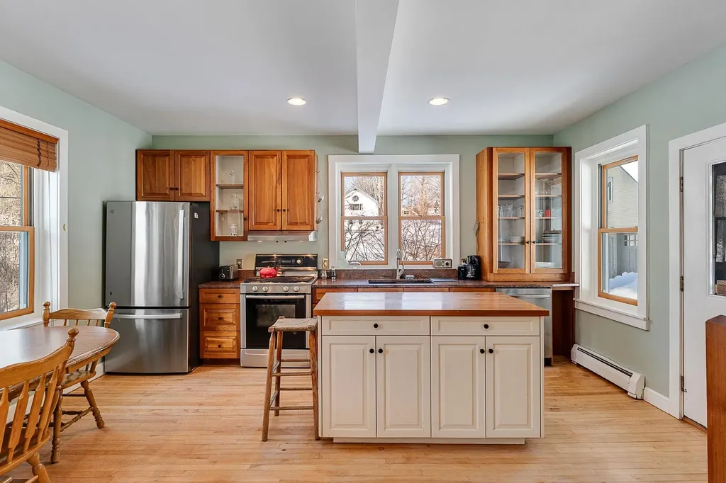 565 Main Street Warren VT 05674