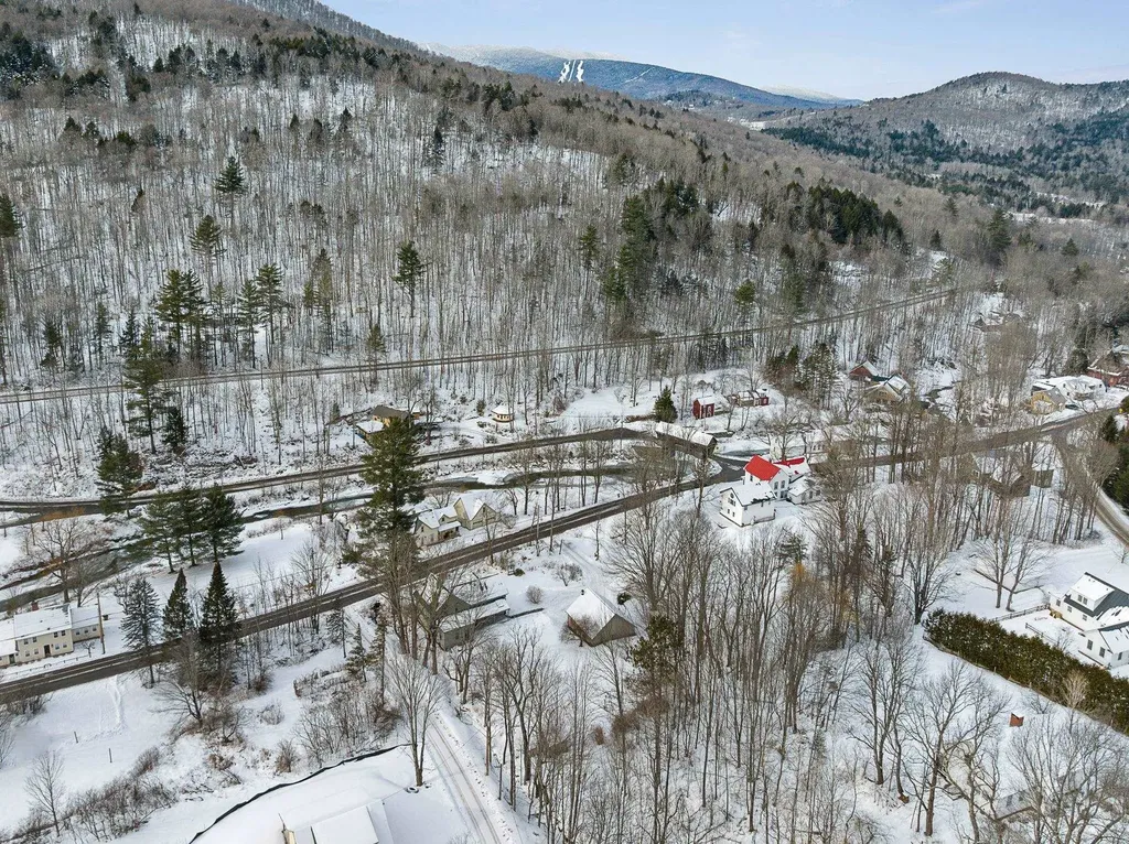 565 Main Street Warren VT 05674