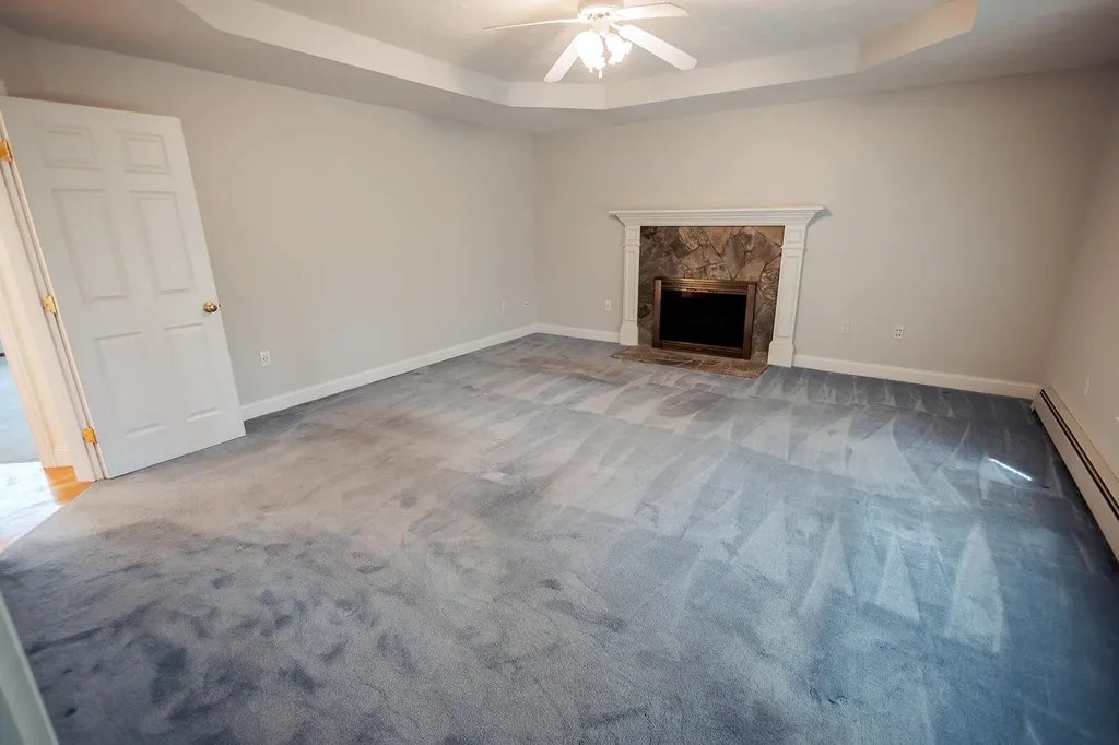 19 Melissa Circle Pelham NH 03076