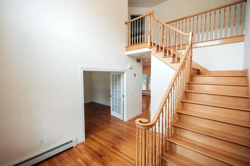 19 Melissa Circle Pelham NH 03076