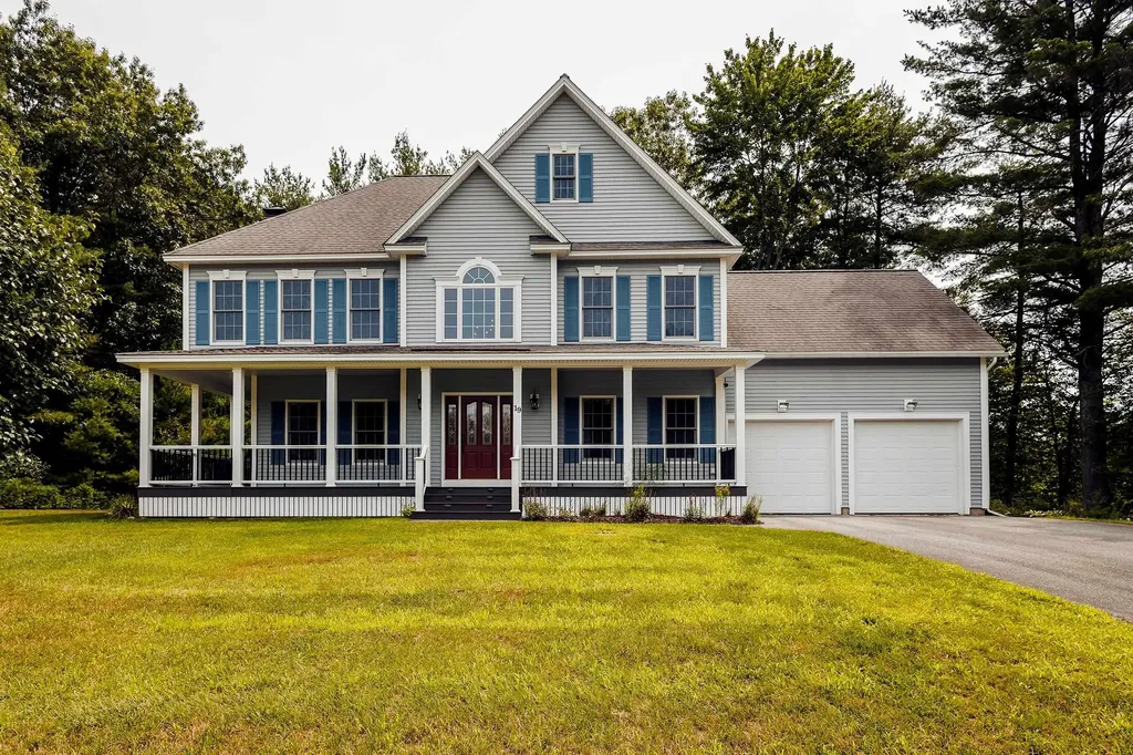 19 Melissa Circle Pelham NH 03076