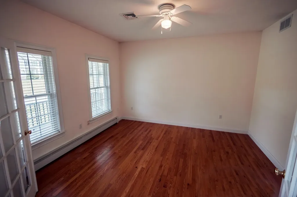 19 Melissa Circle Pelham NH 03076