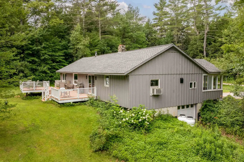 61 Moore Road Newport NH 03773