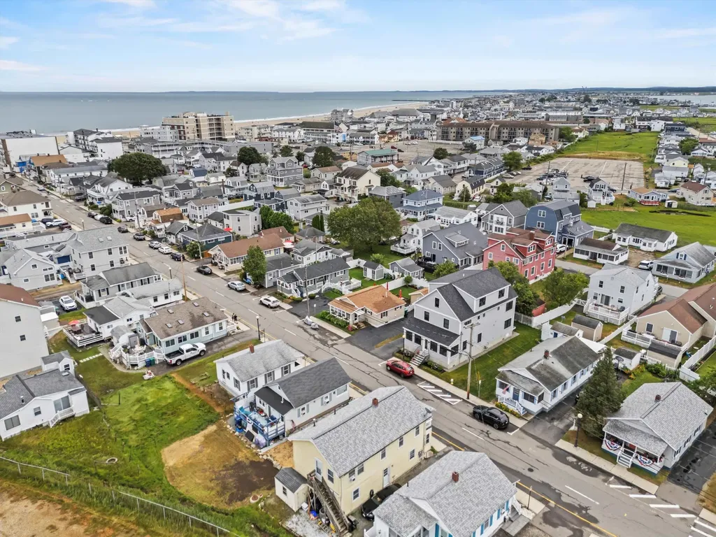 50 Highland Avenue Hampton NH 03842