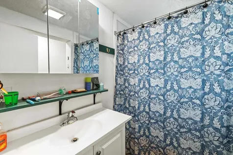 50 Highland Avenue Hampton NH 03842