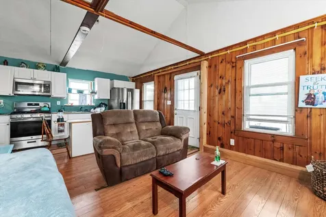 50 Highland Avenue Hampton NH 03842