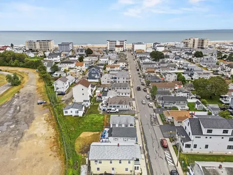 50 Highland Avenue Hampton NH 03842