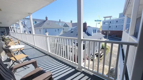 6 Ashworth Avenue Hampton NH 03842