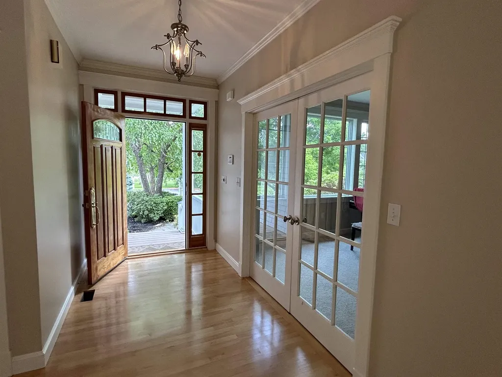 94 Linden Road Hampton Falls NH 03844