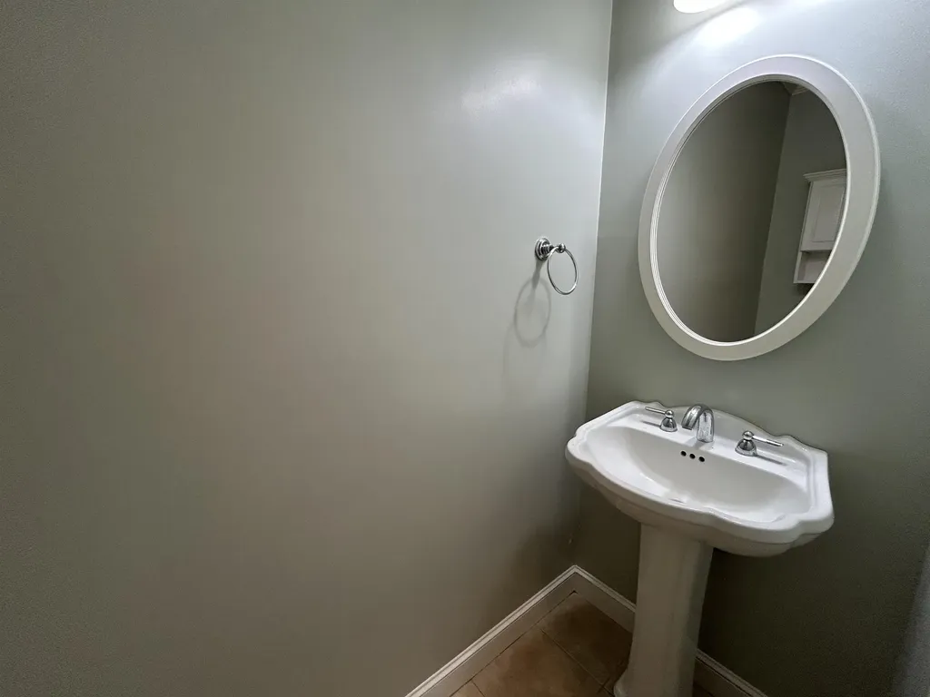 94 Linden Road Hampton Falls NH 03844