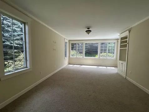 94 Linden Road Hampton Falls NH 03844