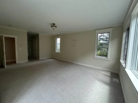 94 Linden Road Hampton Falls NH 03844