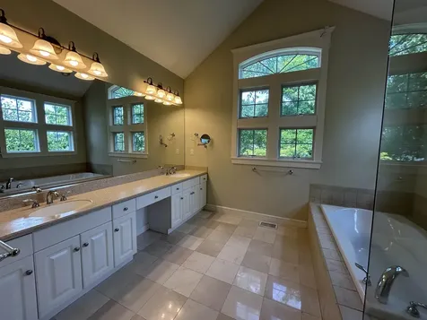 94 Linden Road Hampton Falls NH 03844