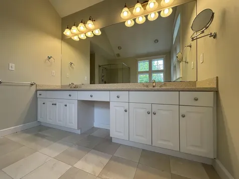 94 Linden Road Hampton Falls NH 03844