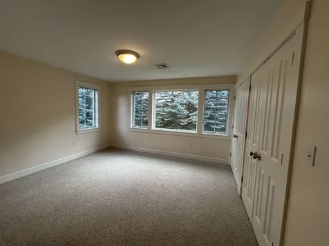 94 Linden Road Hampton Falls NH 03844