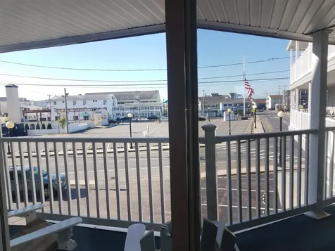 6 Ashworth Avenue Hampton NH 03842