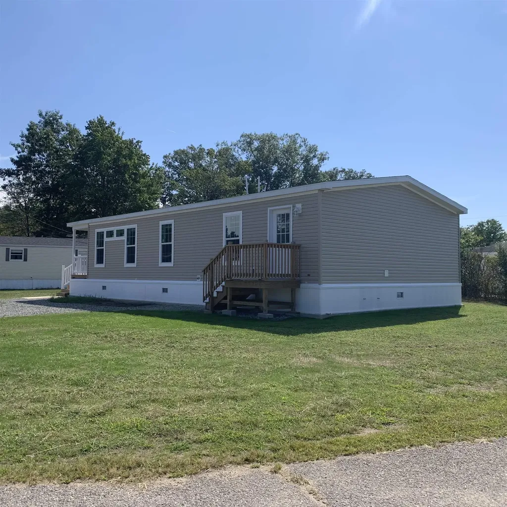 10 Clearview Drive Rochester NH 03867