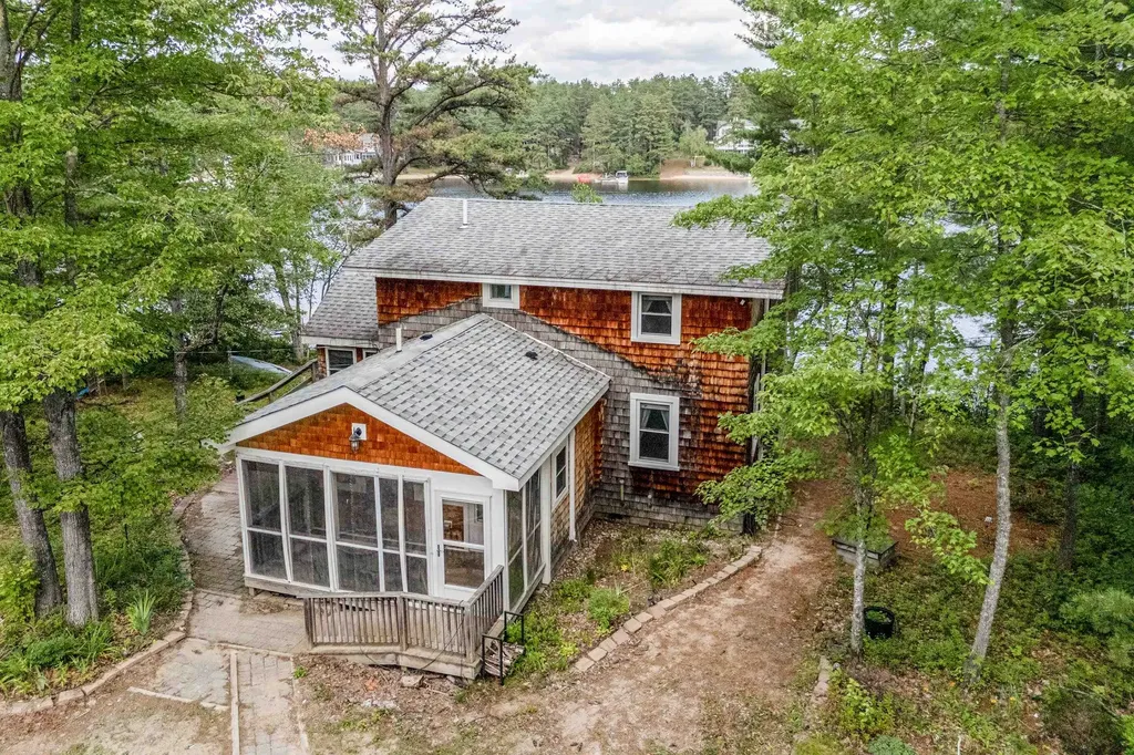 16 Channel Road Ossipee NH 03814