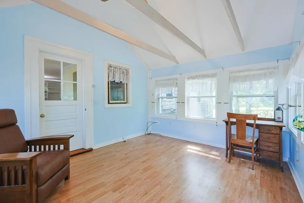 16 Channel Road Ossipee NH 03814