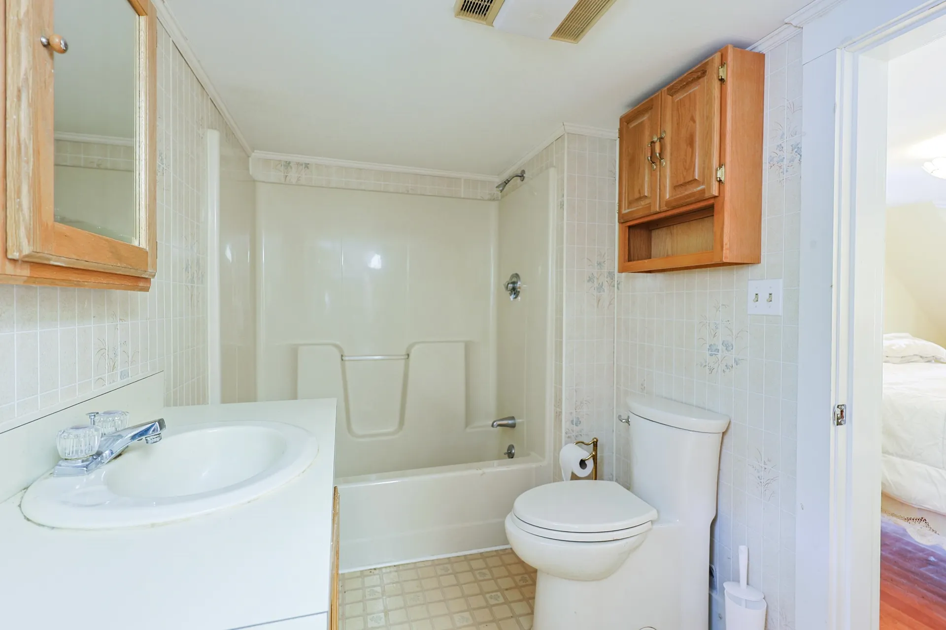 16 Channel Road Ossipee NH 03814