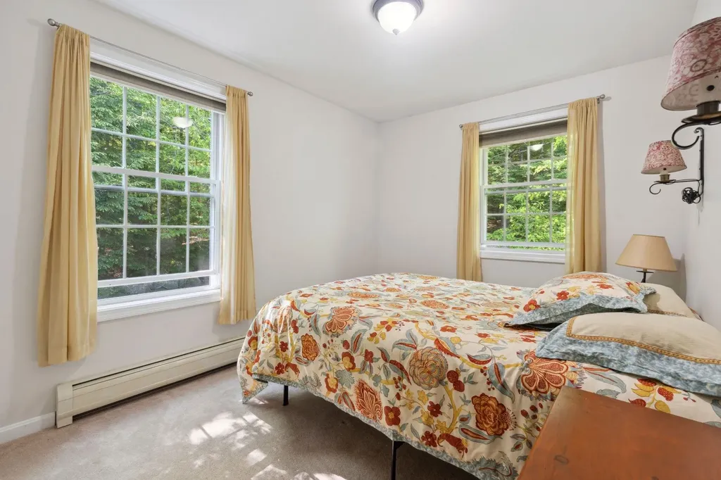 1376 Nh Route 11 Sunapee NH 03782