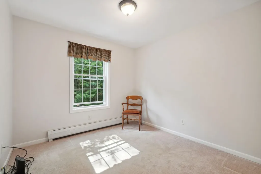 1376 Nh Route 11 Sunapee NH 03782