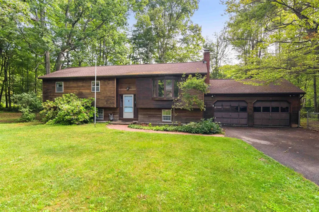 184 Colchester Point Road Colchester VT 05446