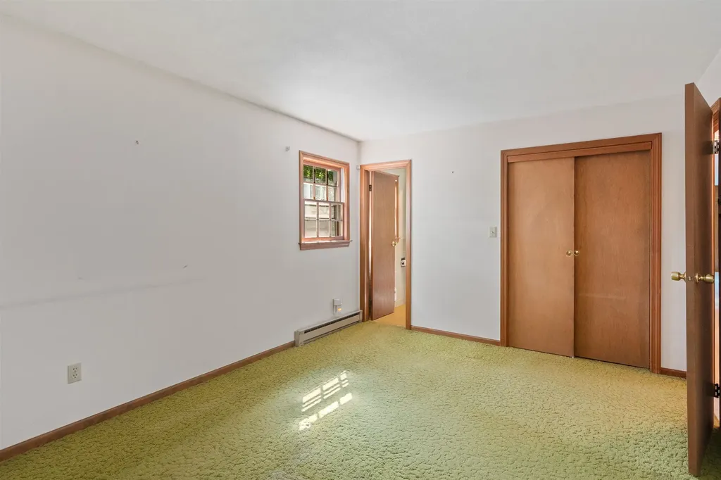 184 Colchester Point Road Colchester VT 05446