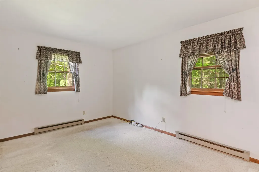 184 Colchester Point Road Colchester VT 05446