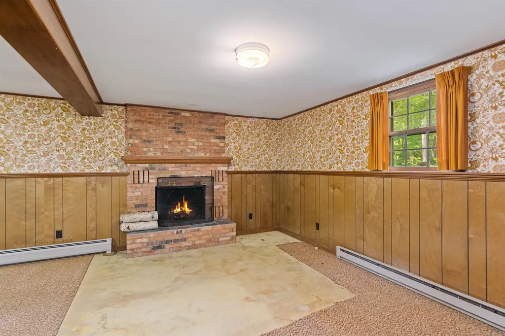 184 Colchester Point Road Colchester VT 05446