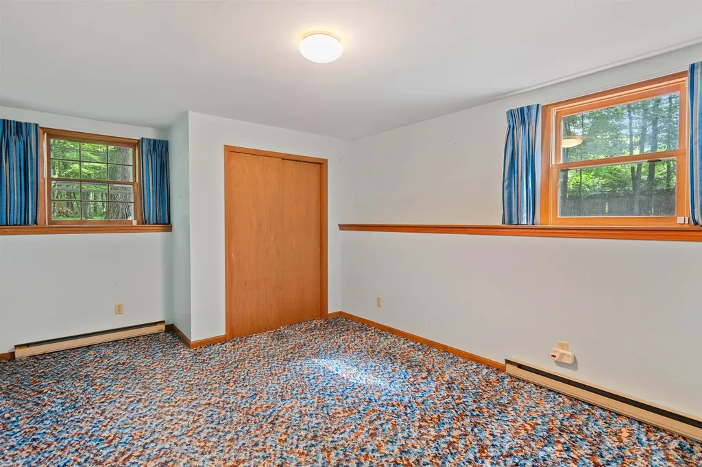 184 Colchester Point Road Colchester VT 05446