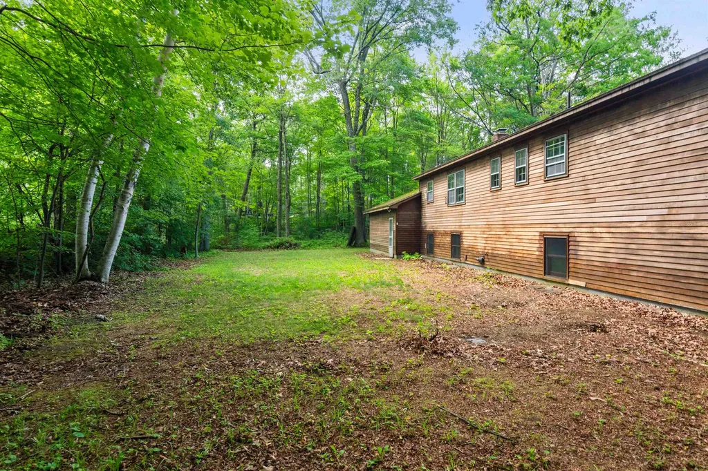 184 Colchester Point Road Colchester VT 05446