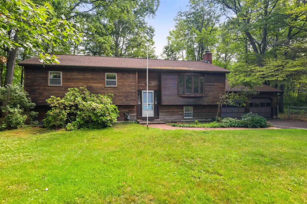 184 Colchester Point Road Colchester VT 05446