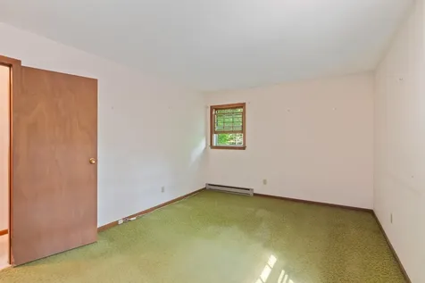 184 Colchester Point Road Colchester VT 05446