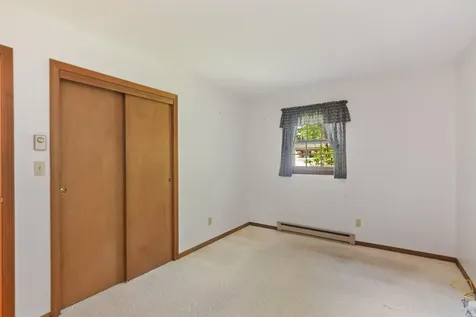 184 Colchester Point Road Colchester VT 05446