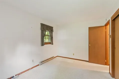 184 Colchester Point Road Colchester VT 05446