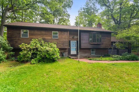 184 Colchester Point Road Colchester VT 05446