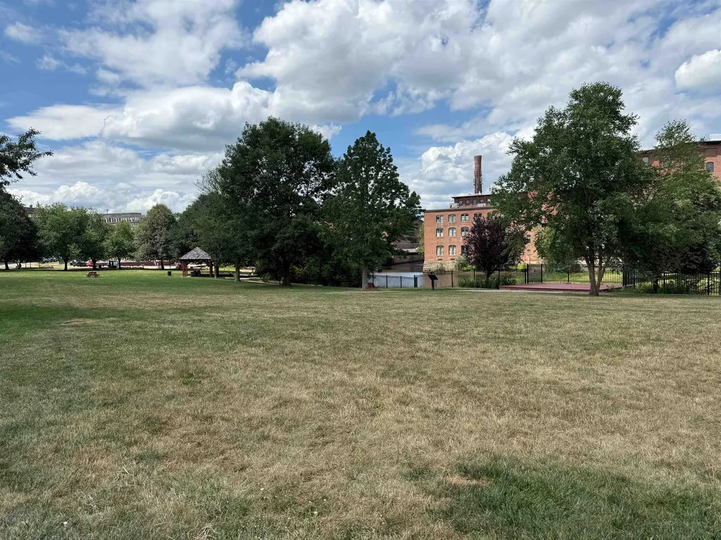 93 Henry Law Avenue Dover NH 03820