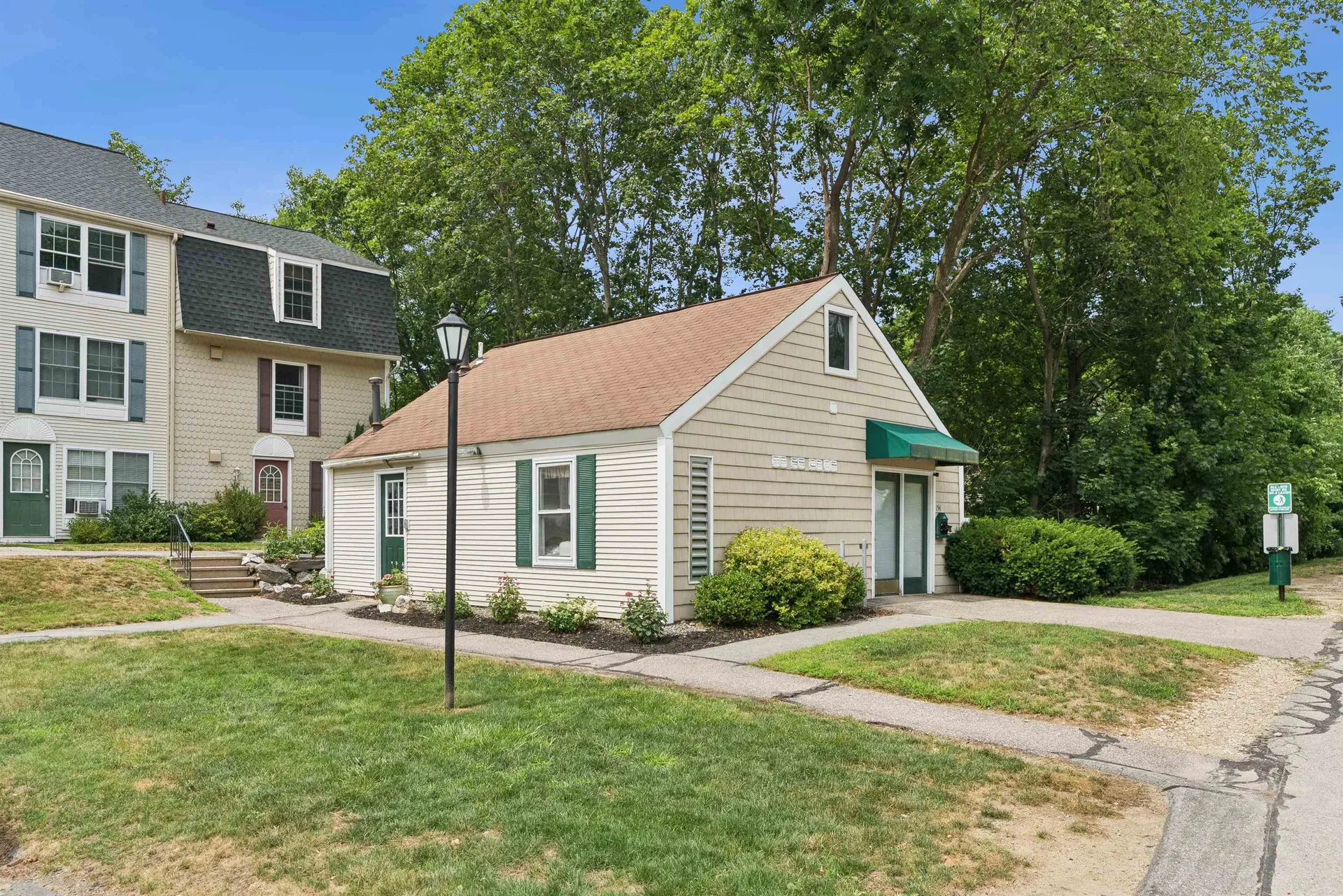 93 Henry Law Avenue Dover NH 03820