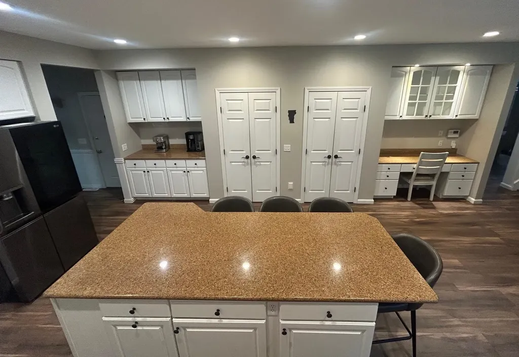 10 Debra Drive Essex VT 05452