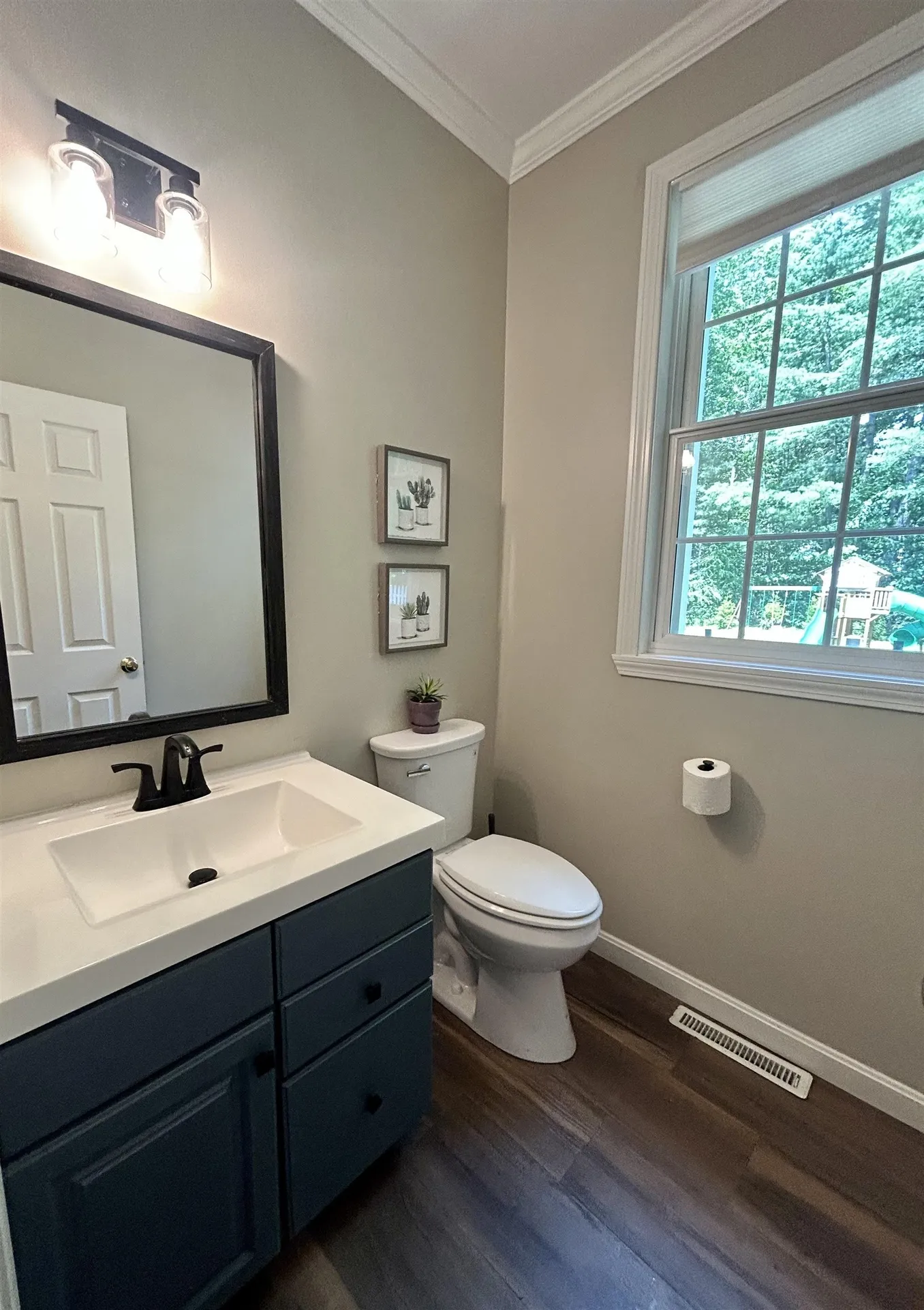 10 Debra Drive Essex VT 05452