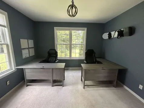 10 Debra Drive Essex VT 05452