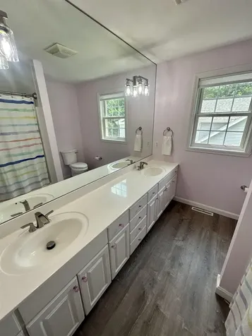 10 Debra Drive Essex VT 05452