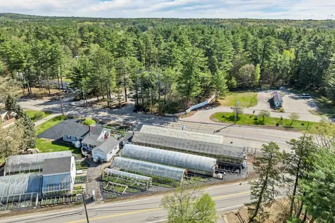 136 Milton Road Rochester NH 03868