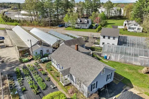 136 Milton Road Rochester NH 03868
